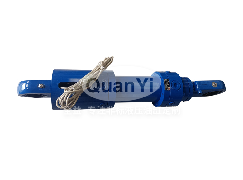 冶金設(shè)備專用油缸 100/70-149 帶傳感器