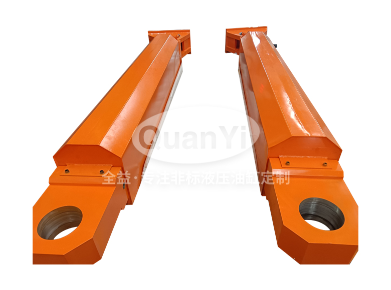 常州全益機械制造有限公司-澆鑄電爐用傾翻油缸 280/220-2000280/220-2000